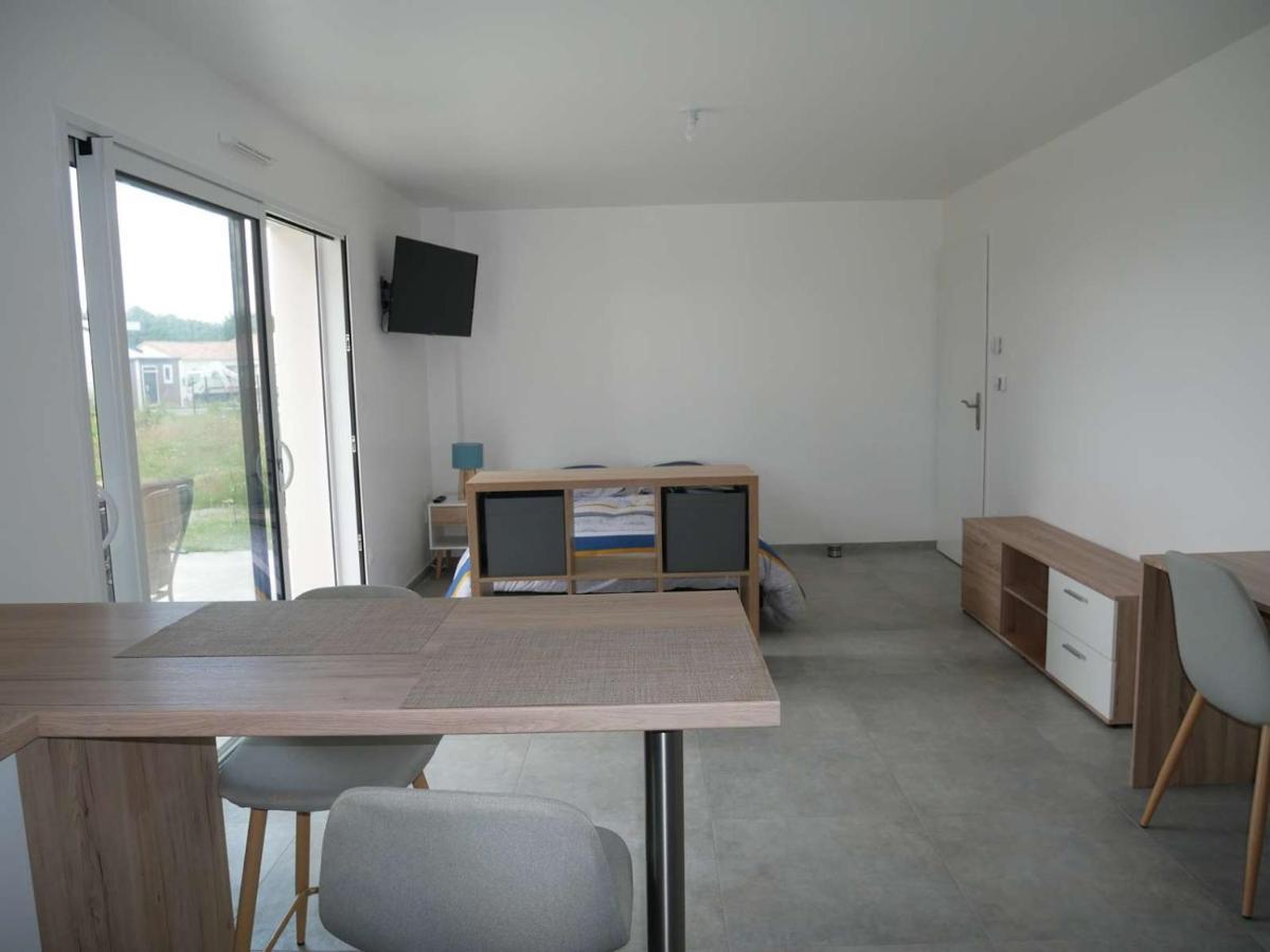 Studio Lumineux Avec Terrasse La Roche-sur-Yon Buitenkant foto