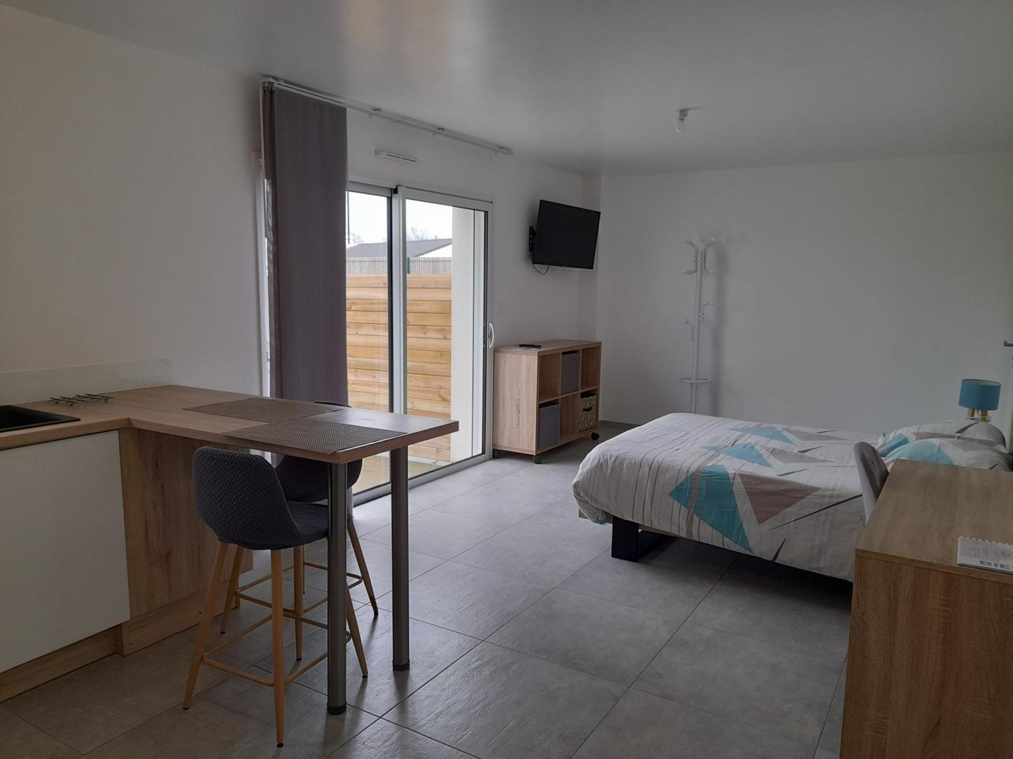 Studio Lumineux Avec Terrasse La Roche-sur-Yon Buitenkant foto